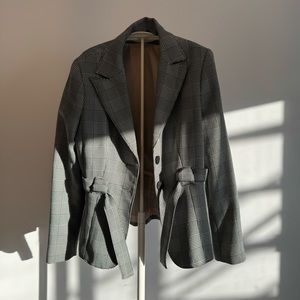 B&W Blazer with Belt